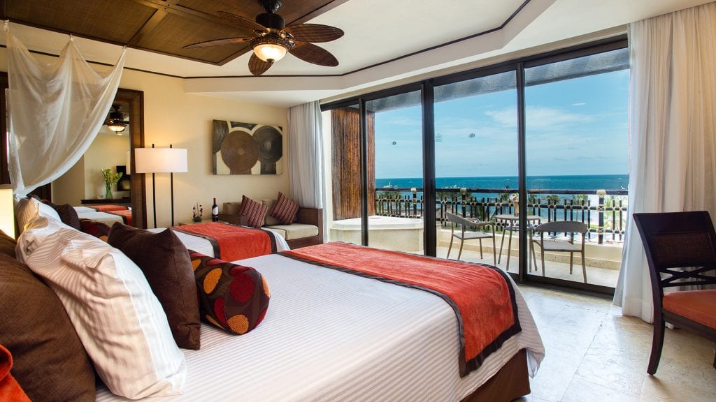 Preferred-Club-Ocean-View-Pool-Front-Double-Bedroom