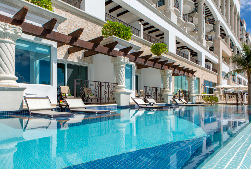 Hyatt-Zilara-Cancun-Swim-Up-Suites