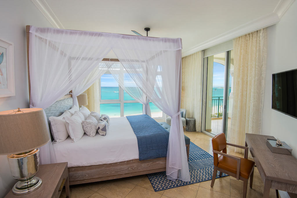 bb-seven-stars-accommodations-ocean-front-suite-bedroom-5c8aa8260cf6e-optimized