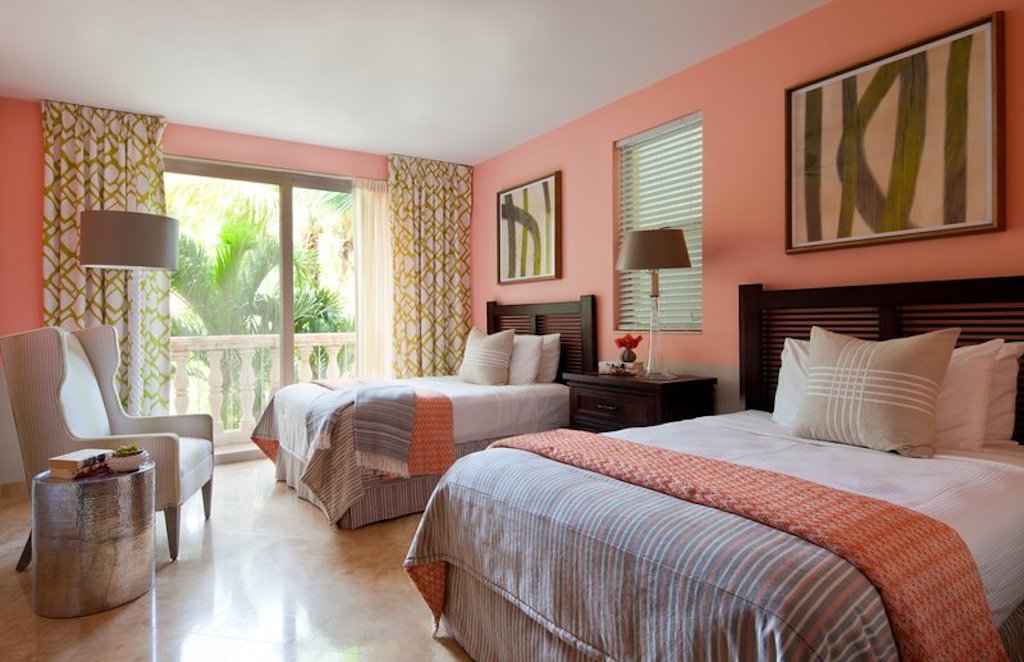 Villas_-_Luxury_Suites_-_Back_Bedroom_1_1_P