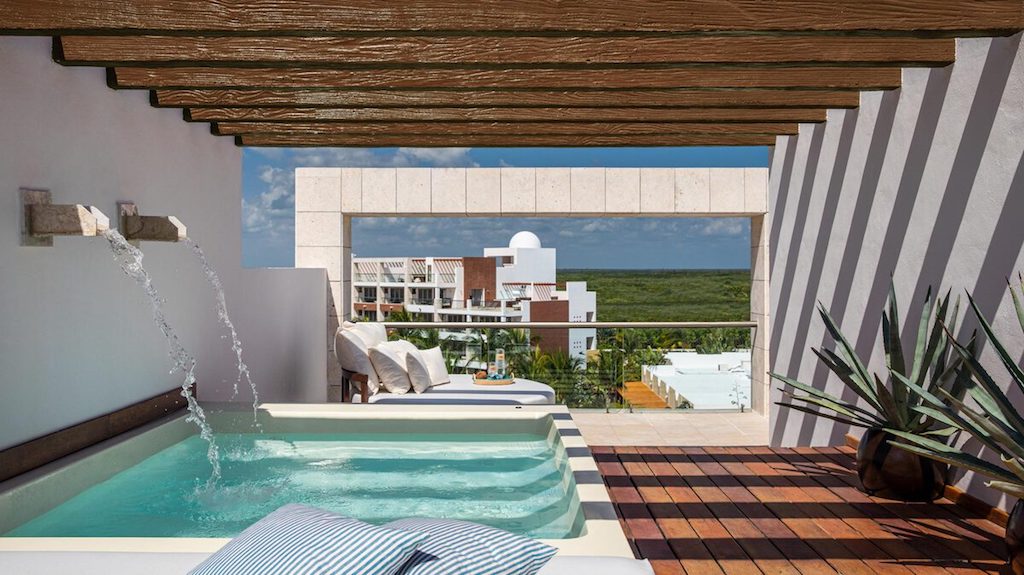 TT-EX-romantic-hotel-suites-with-jacuzzi-in-playa-mujeres