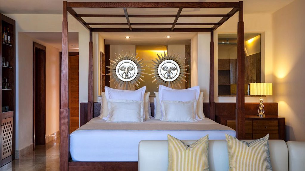 uu-EX-PMromantic-jacuzzi-suites-excellence-playa-mujeres