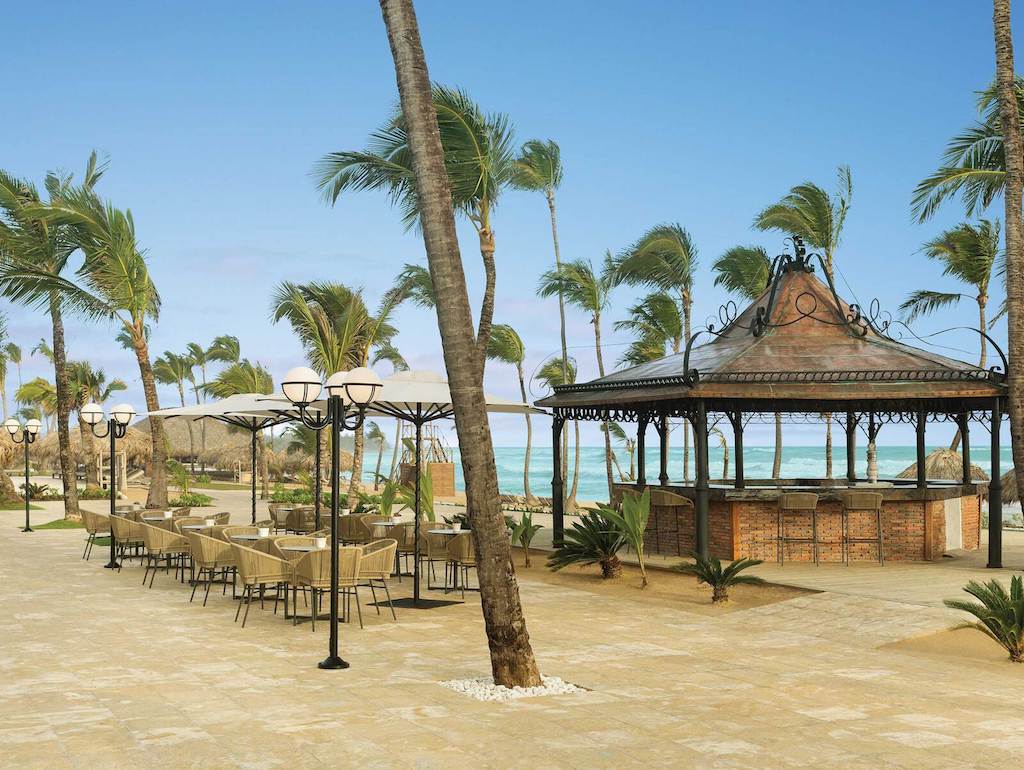 prelude-bar-at-excellence-punta-cana