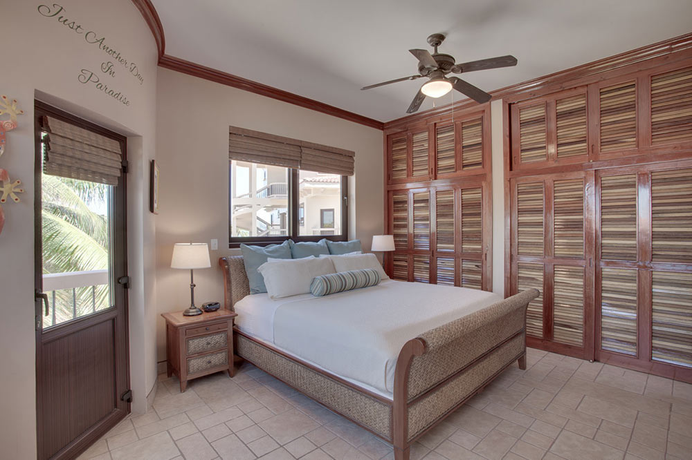 Luxury-Seaview-Suite-Bedroom-at-Coco-Beach-Resort