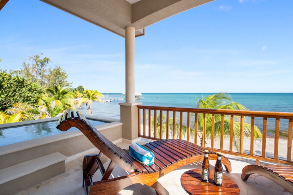 Pelican-Bungalow-Upstairs-Balcony-Plunge-Pool-Sirenian-Bay-Luxury-Vacation-Rental-Belize-11